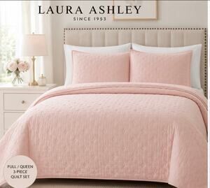 Laura Ashley Full/Queen 3-Piece Quilt Set Blush Pink – New